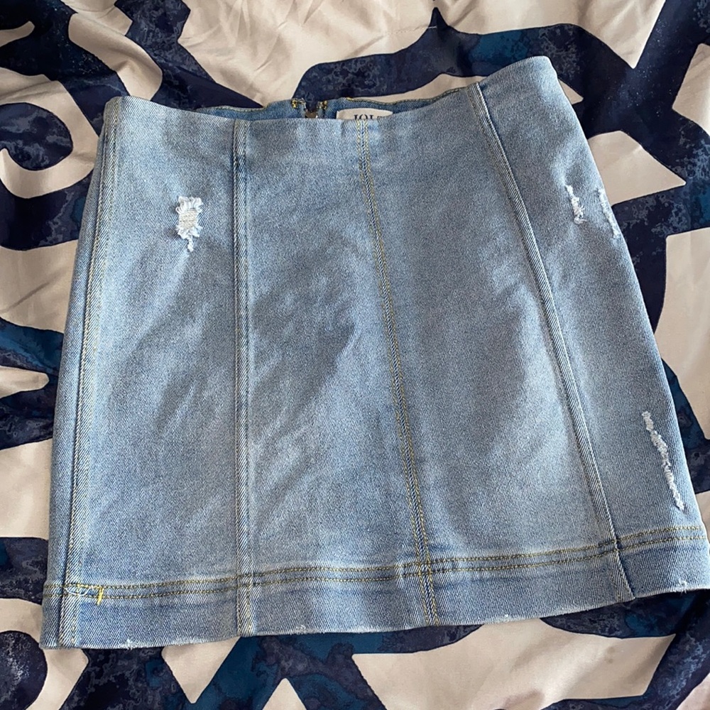 Jolt jean skirt